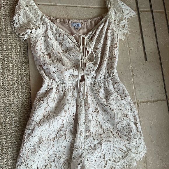 Tobi Julie Ivory Romper - Picture 4 of 4